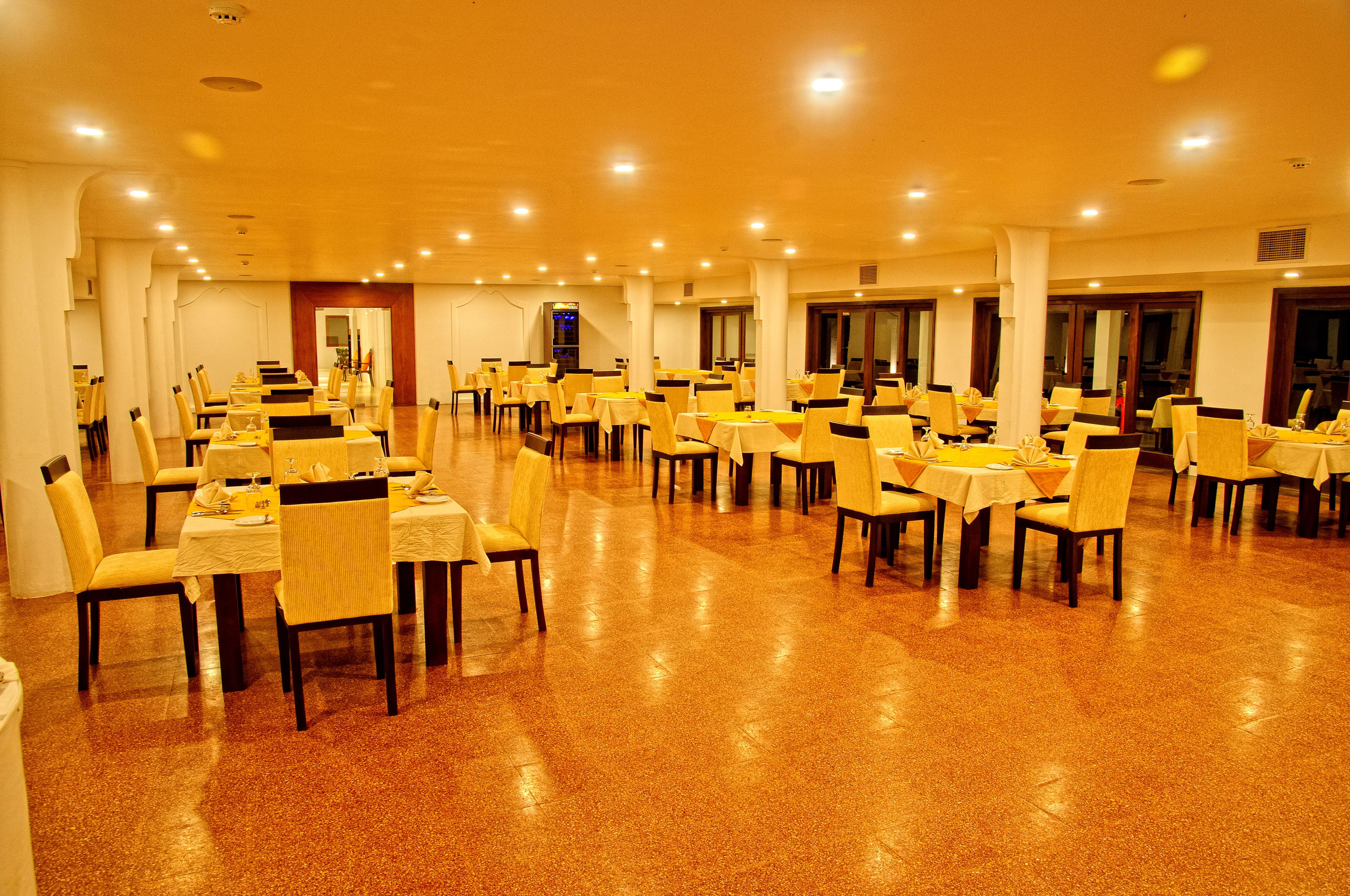 Rajarata Hotel Anuradhapura Exterior foto