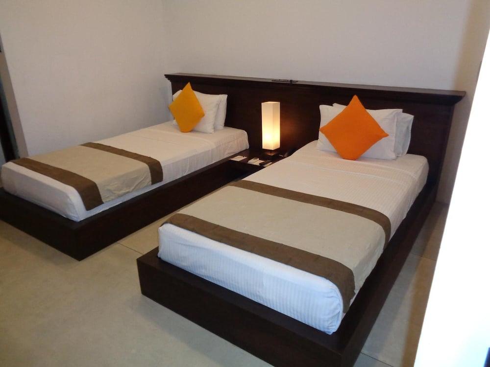 Rajarata Hotel Anuradhapura Exterior foto